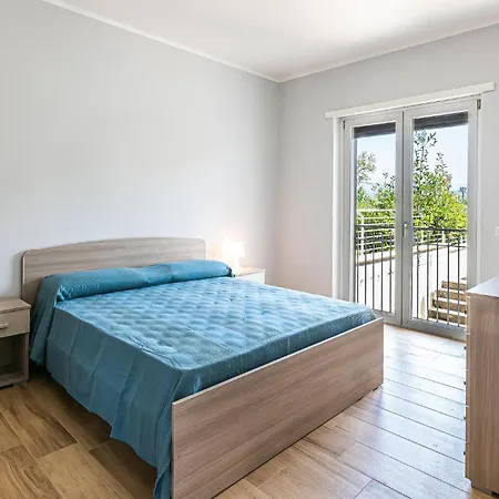 Beautiful In Casalvelino With Kitchen Holiday home Casal Velino